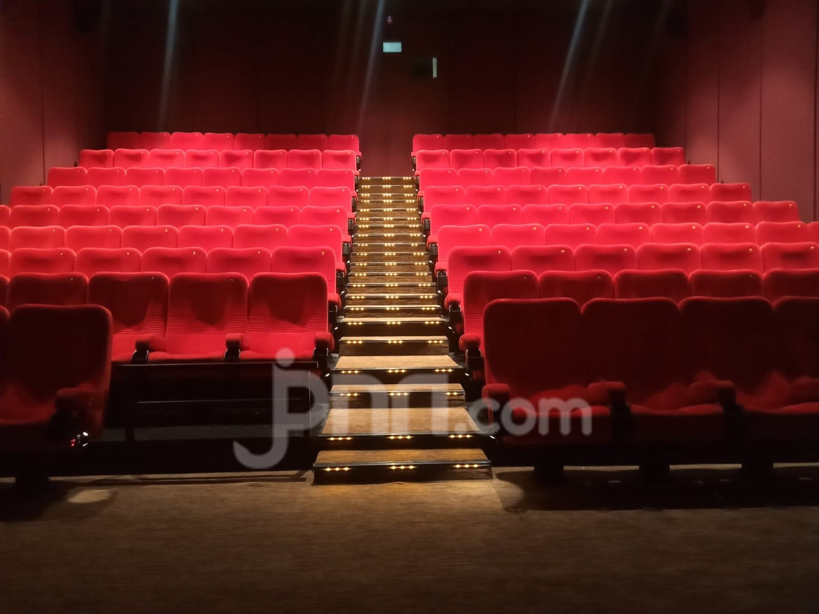 Jadwal Bioskop Bali Hari Ini: Film Lokal Gundik & Jumbo Dominasi Layar Lebar